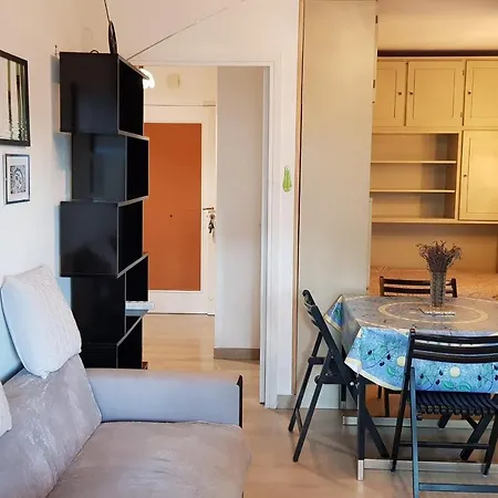 Lägenhet Comfortable Studio In Close To The Beach Vallauris